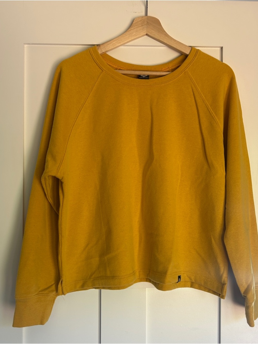 Circle X Yellow Sweatshirt M